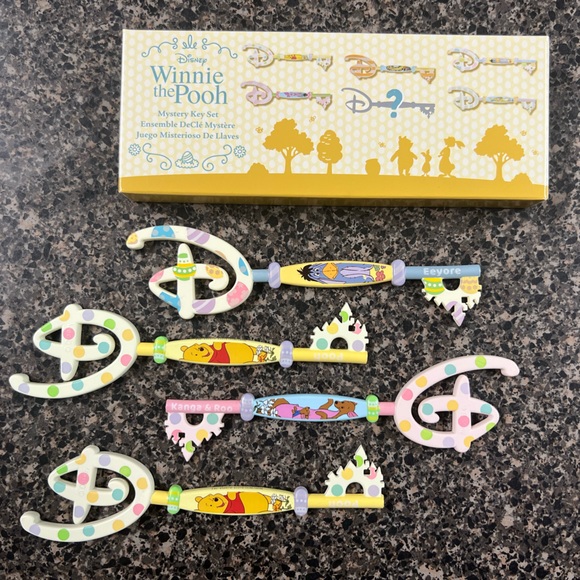 Disney Other - Winnie the Pooh Disney Keys